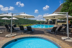 POOL1.jpg-nggid03514-ngg0dyn-240x160x100-00f0w010c011r110f110r010t010